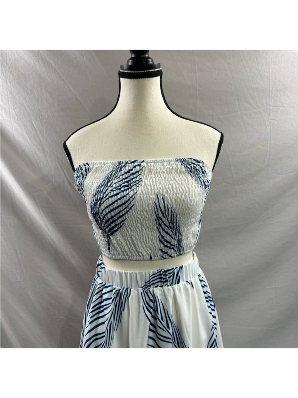 Boho White Tropical Print Tube Top & Split Thigh Skirt* - Picture 8 of 10